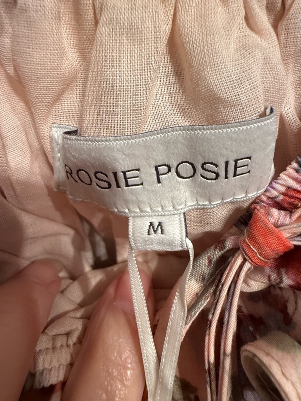 Rosie Posie Floral ruffle Shoulder Midi Dress in Blush Pink size medium nwt - Picture 5 of 6